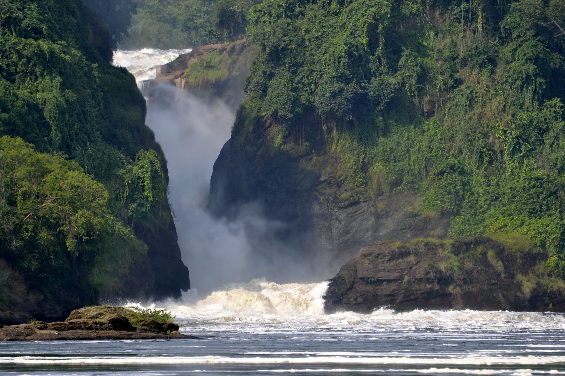 Murchison Falls Explorer